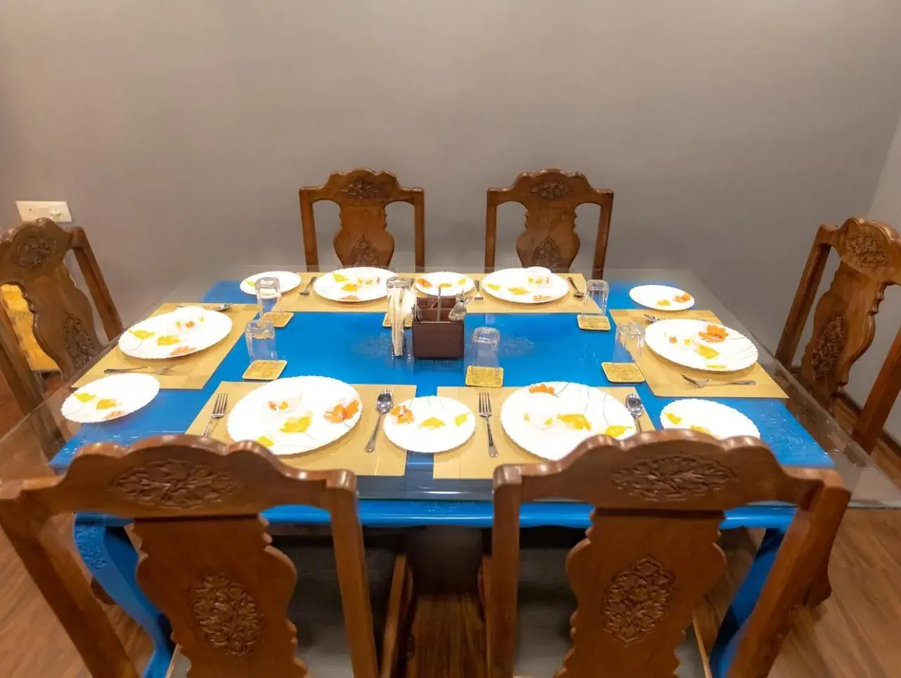 Formal dining table for eight — Carpe Diem, Lonavala