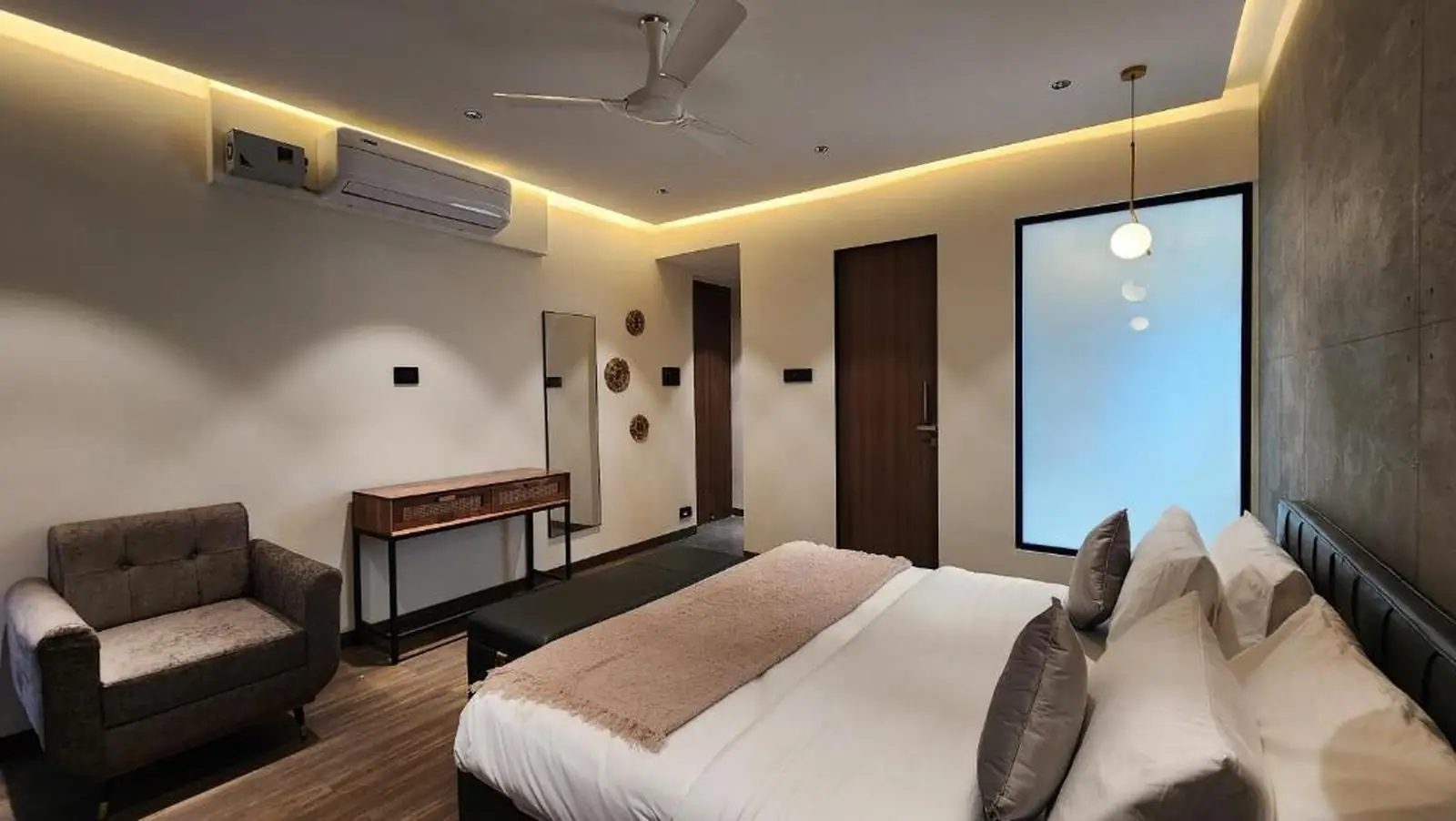 Bedroom — Dolce Villa, Igatpuri
