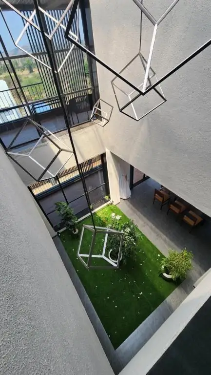 Courtyard atrium — Dolce Villa, Igatpuri