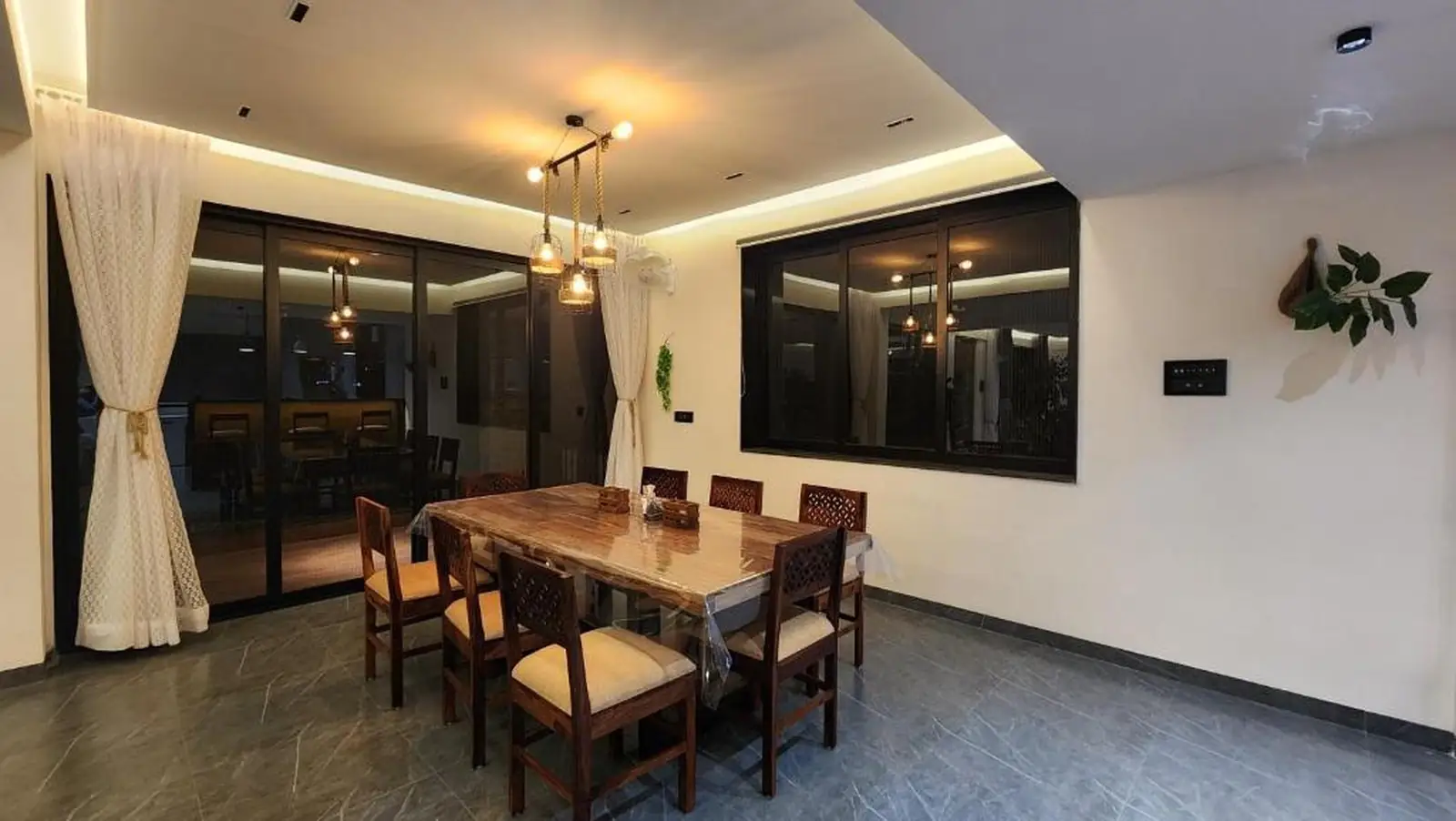 Dining room — Dolce Villa, Igatpuri