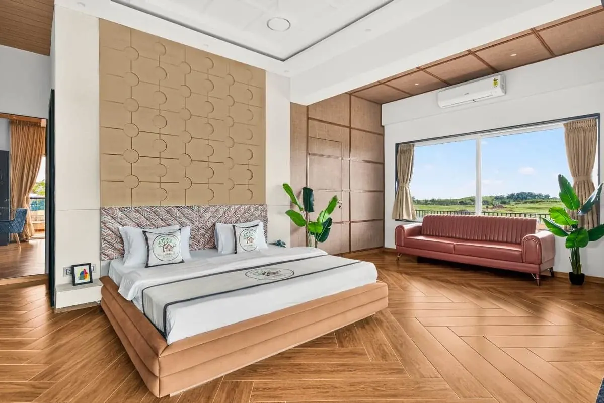 Honey Oak Suite — Greenwood Villa, Igatpuri
