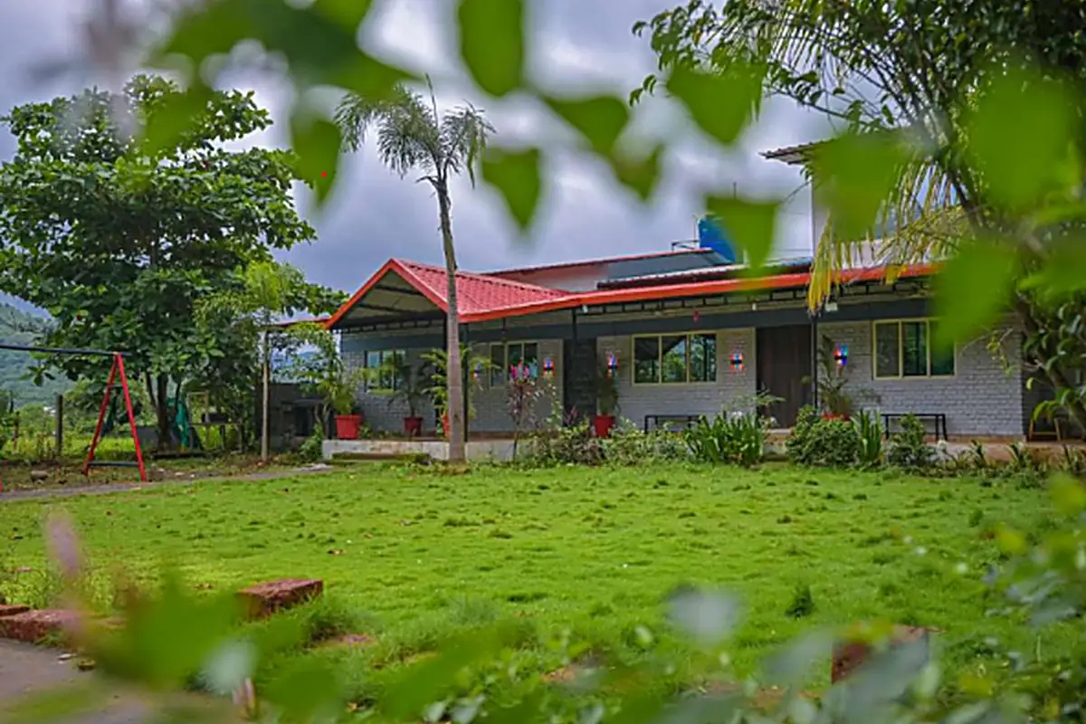 farmhouse exterior at Dolce Villa, Igatpuri